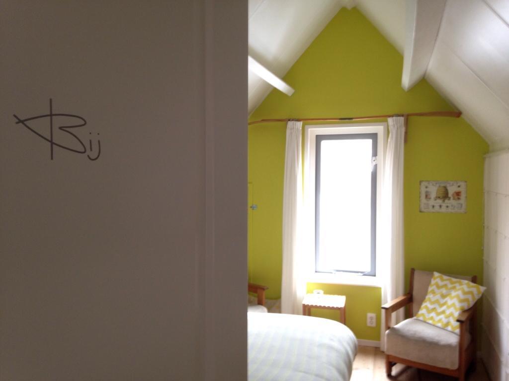 Bij En Boom Bed & Breakfast 드라흐덴 객실 사진