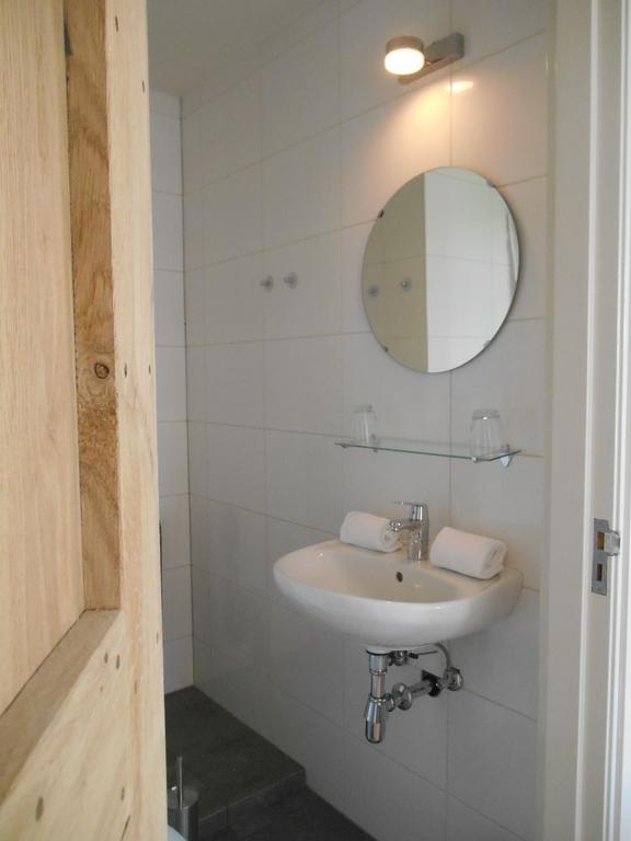 Bij En Boom Bed & Breakfast 드라흐덴 객실 사진