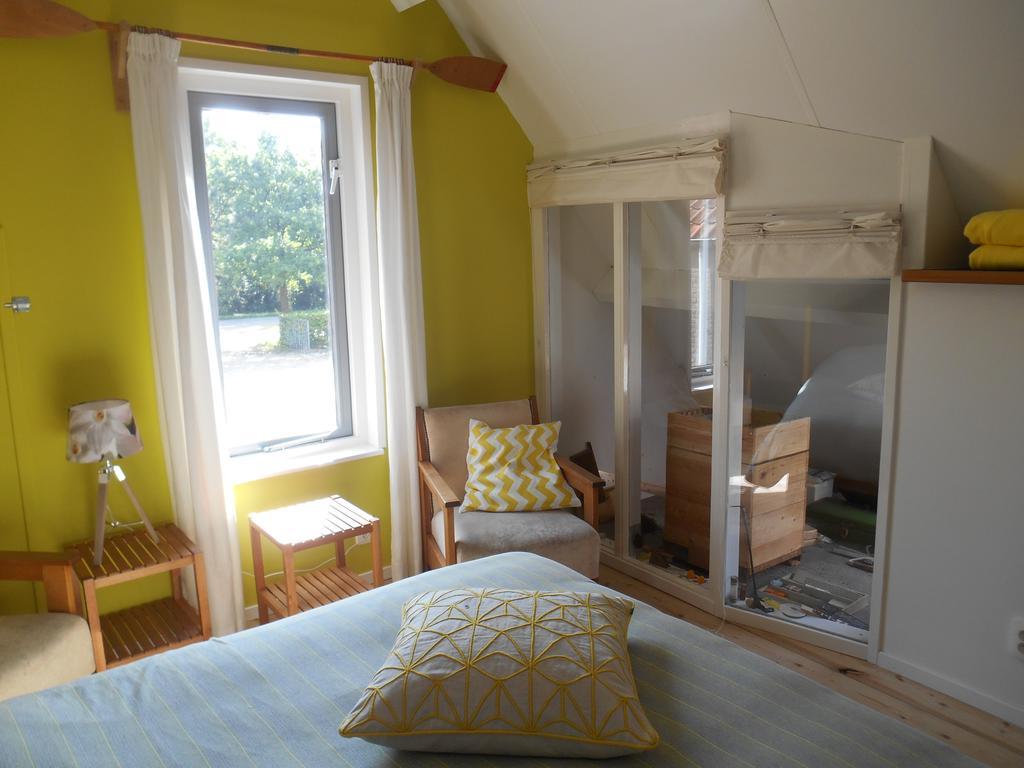 Bij En Boom Bed & Breakfast 드라흐덴 객실 사진